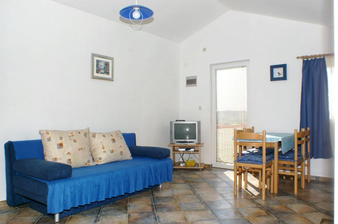 Family Friendly Seaside Apartments Vlasici, Pag - 4319 Dış mekan fotoğraf