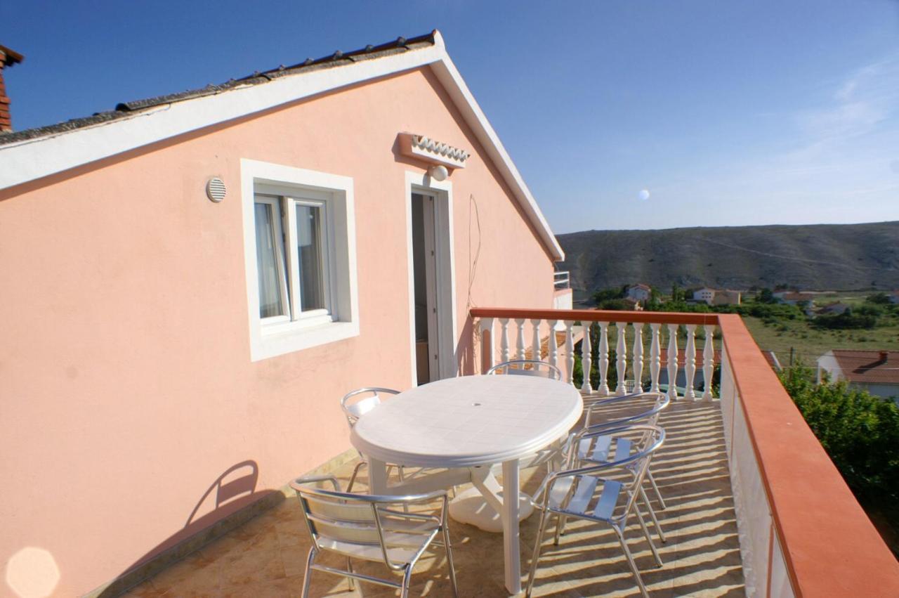 Family Friendly Seaside Apartments Vlasici, Pag - 4319 Dış mekan fotoğraf